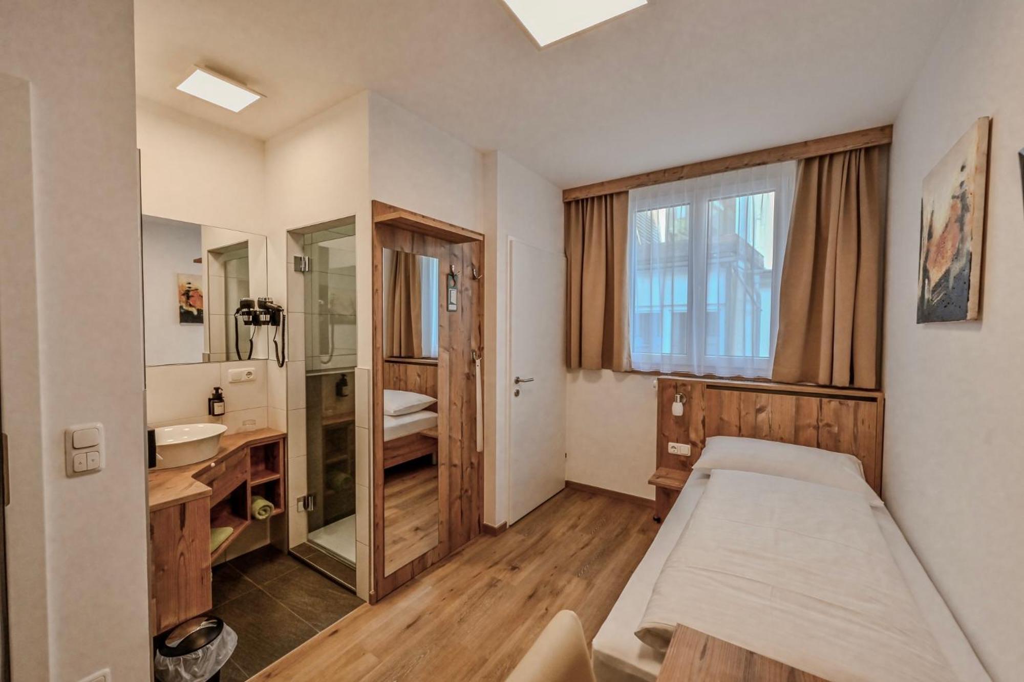 Hotel "City Rooms Wels" Екстериор снимка